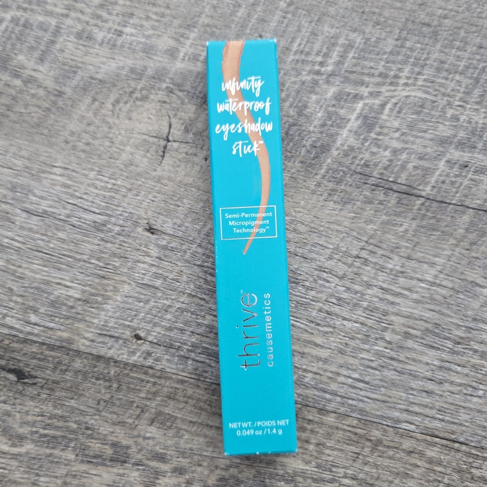 Thrive Causemetics Teal Eyeshadow Stick
